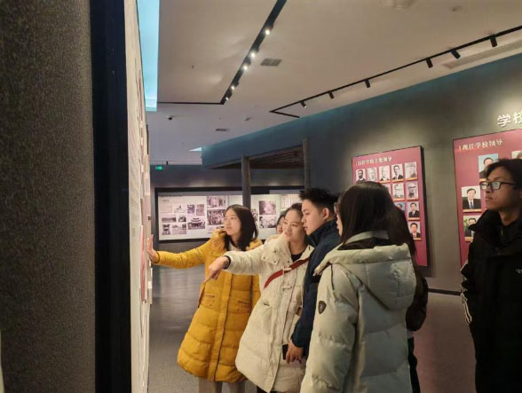 中南民族大學校史館社會實踐團隊深入桂鄂高校與民族地區(qū)參館悟史交流經(jīng)驗