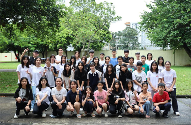 暑期社會實踐支教攝影課：光影記錄夢想，知識照亮未來