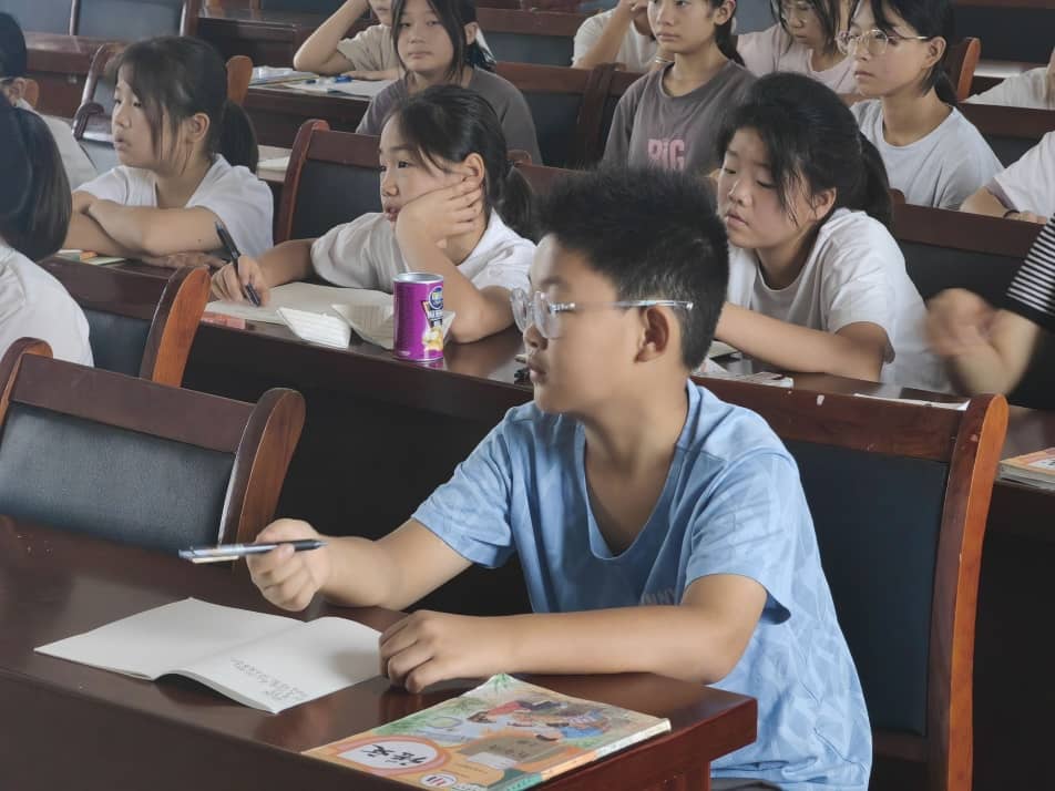 合肥大學(xué)能源材料與化工學(xué)院“三葉草照亮鄉(xiāng)村夢，攜手共譜教育曲”暑期三下鄉(xiāng)社會實